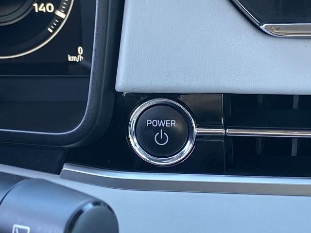 2024 Mitsubishi Outlander Plug-In Hybrid SEL Platinum Edition