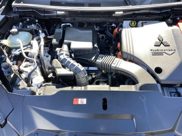 2024 Mitsubishi Outlander Plug-In Hybrid SEL Platinum Edition