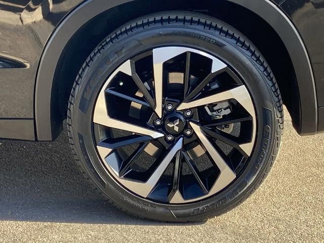 2024 Mitsubishi Outlander Plug-In Hybrid SEL Platinum Edition