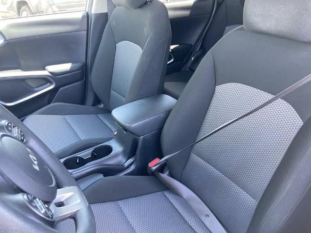 2025 Kia Soul LX - Photo 13