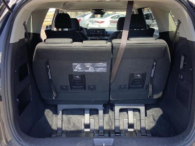 2023 Kia Carnival LX