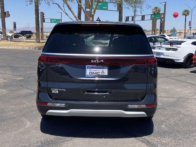 2023 Kia Carnival LX