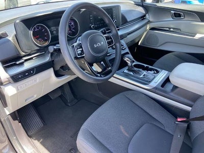 2023 Kia Carnival LX