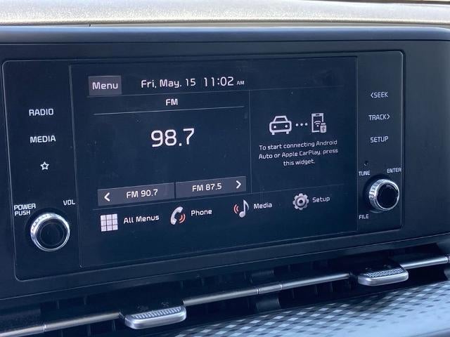 2023 Kia Carnival LX