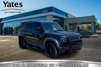 2023 Land Rover Defender V8