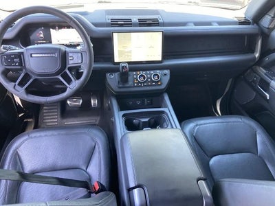 2023 Land Rover Defender V8