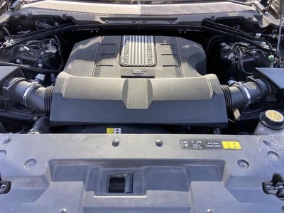 2023 Land Rover Defender V8