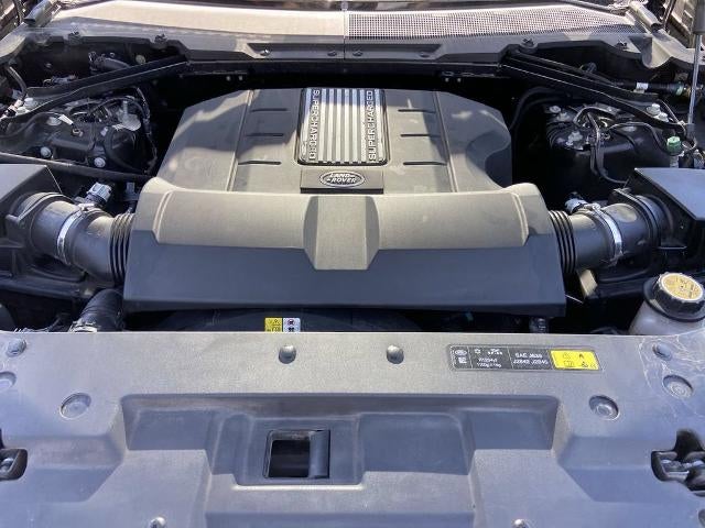 2023 Land Rover Defender V8