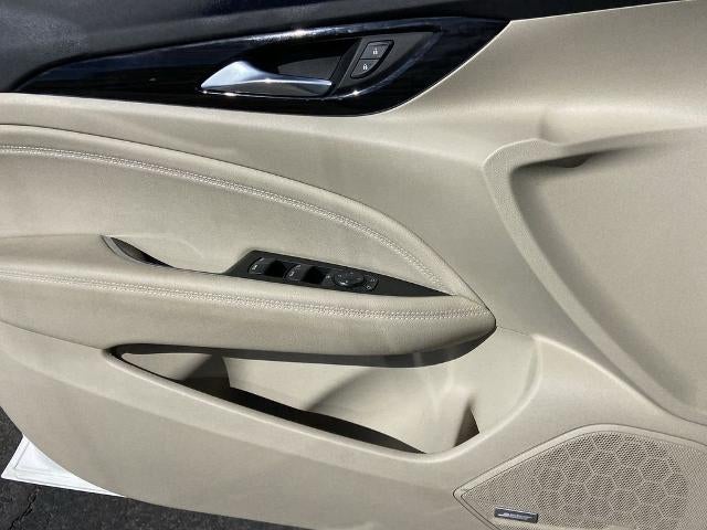 2018 Buick Regal Sportback Essence
