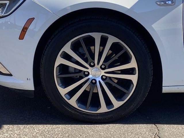 2018 Buick Regal Sportback Essence