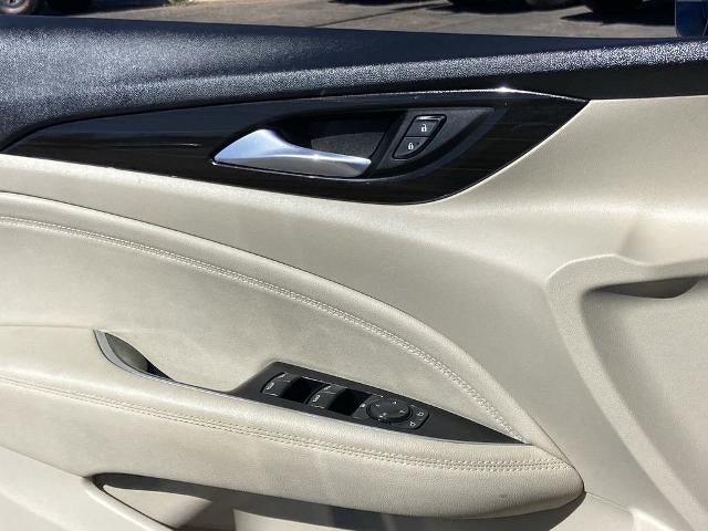 2018 Buick Regal Sportback Essence