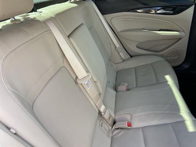 2018 Buick Regal Sportback Essence