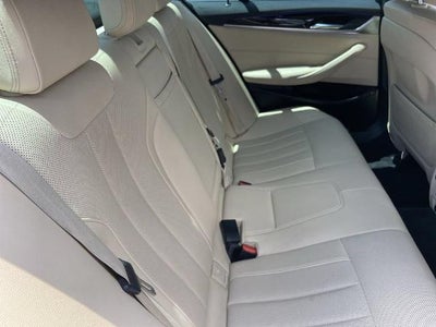 2022 BMW 530 530i