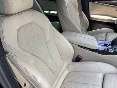 2022 BMW 530 530i