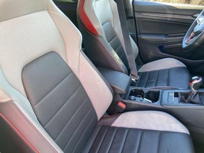 2022 Volkswagen Golf GTI Autobahn