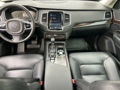 2019 Volvo XC90 T6 Momentum