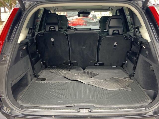 2019 Volvo XC90 T6 Momentum