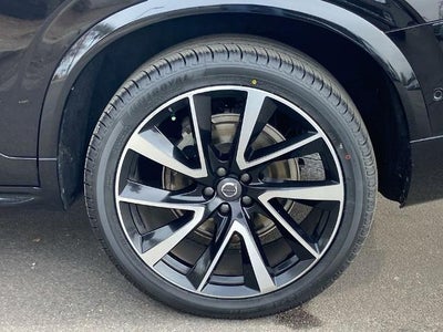 2019 Volvo XC90 T6 Momentum