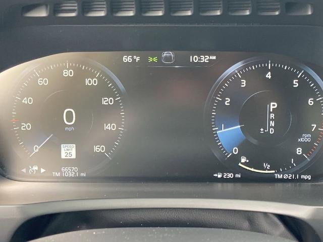 2019 Volvo XC90 T6 Momentum