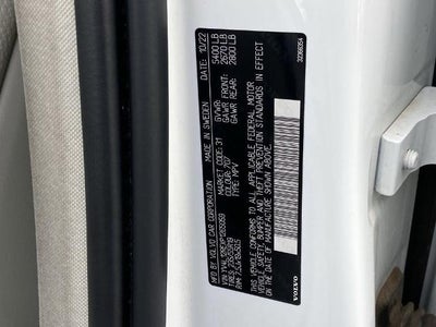 2023 Volvo XC60 B5 Plus Bright Theme