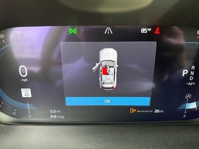 2023 Volvo XC60 B5 Plus Bright Theme