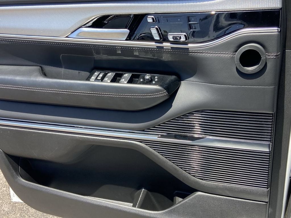 2023 Jeep Grand Wagoneer 4X4