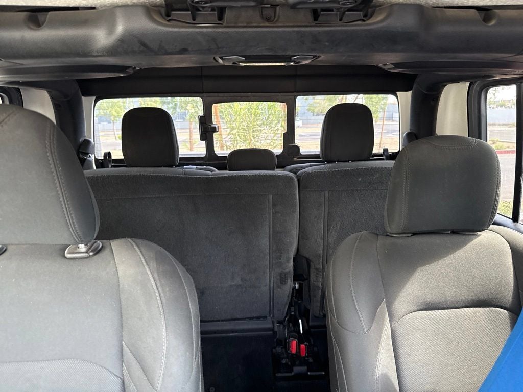 2022 Jeep Gladiator Sport