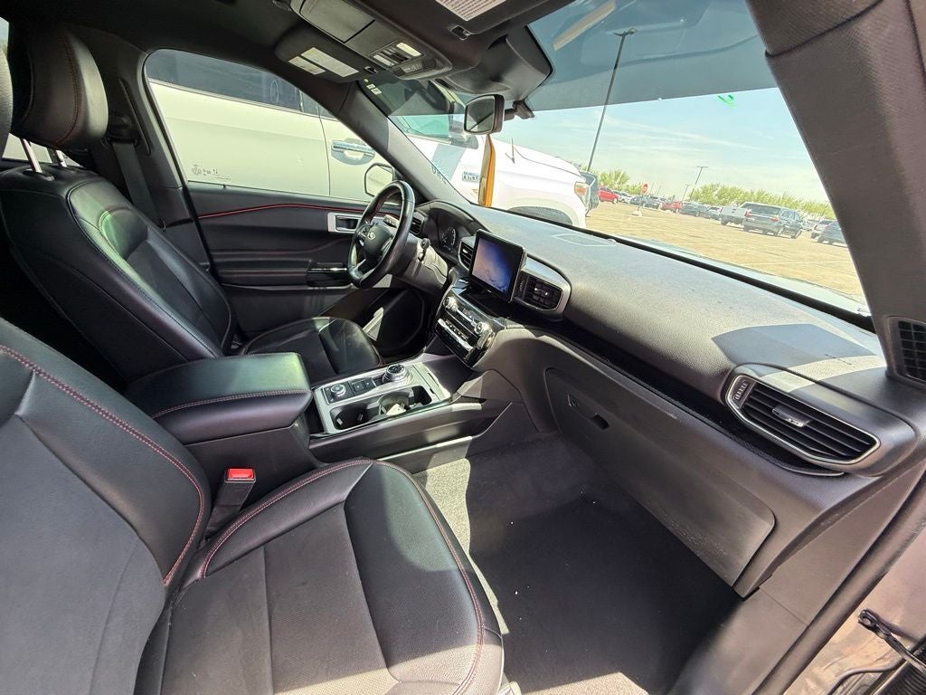 2022 Ford Explorer ST-Line