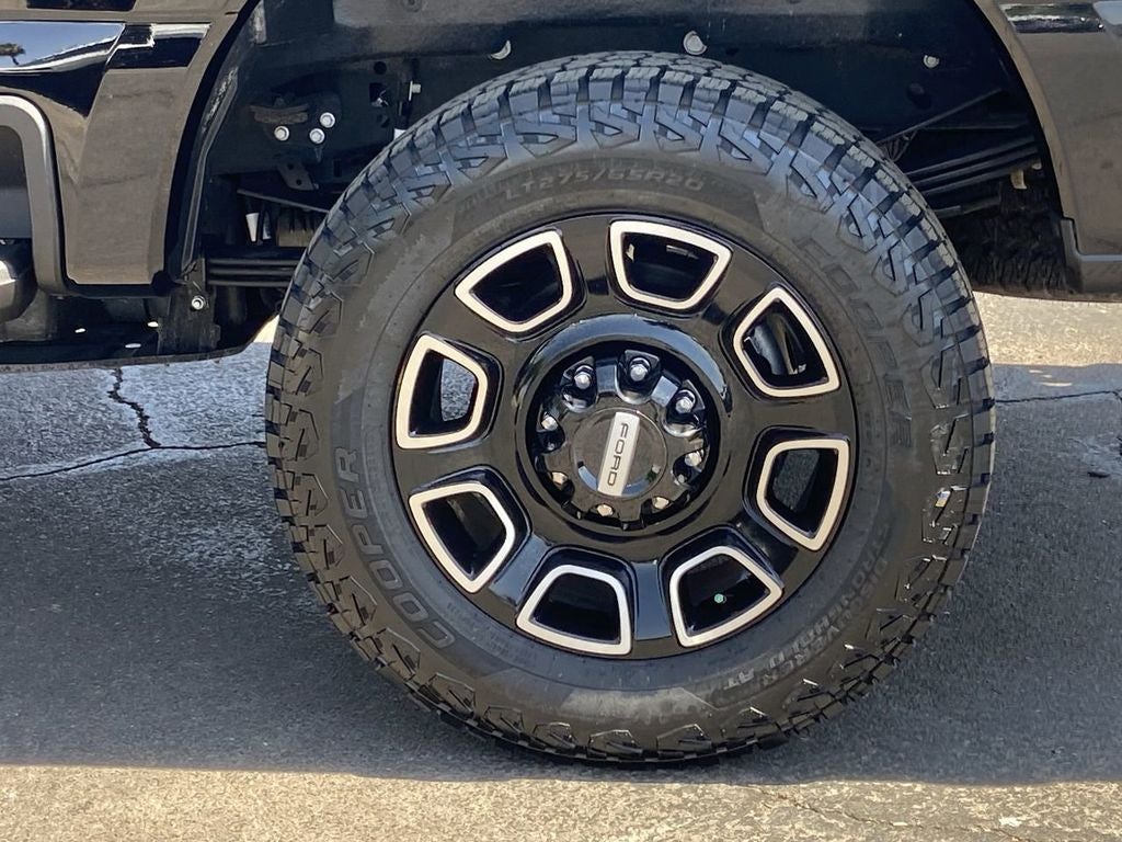 2025 Ford F-350SD Platinum