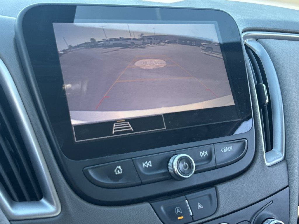 2021 Chevrolet Malibu LS 1FL
