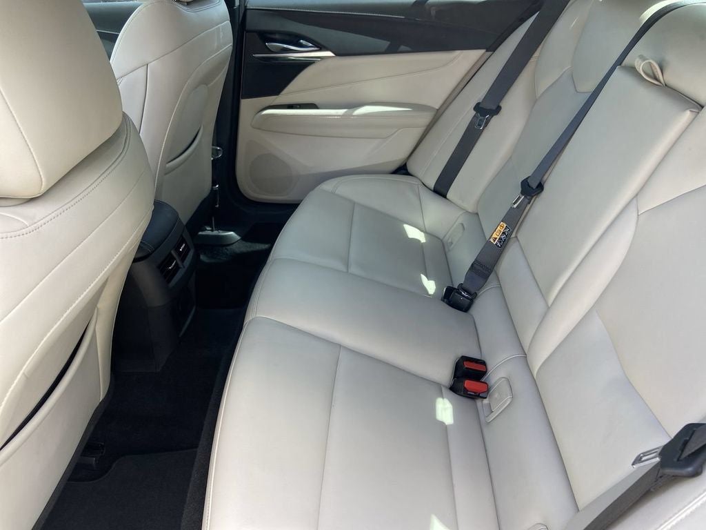 2023 Cadillac CT4 Luxury
