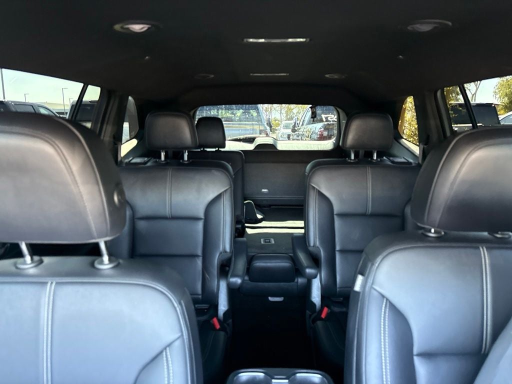 2024 GMC Acadia Elevation
