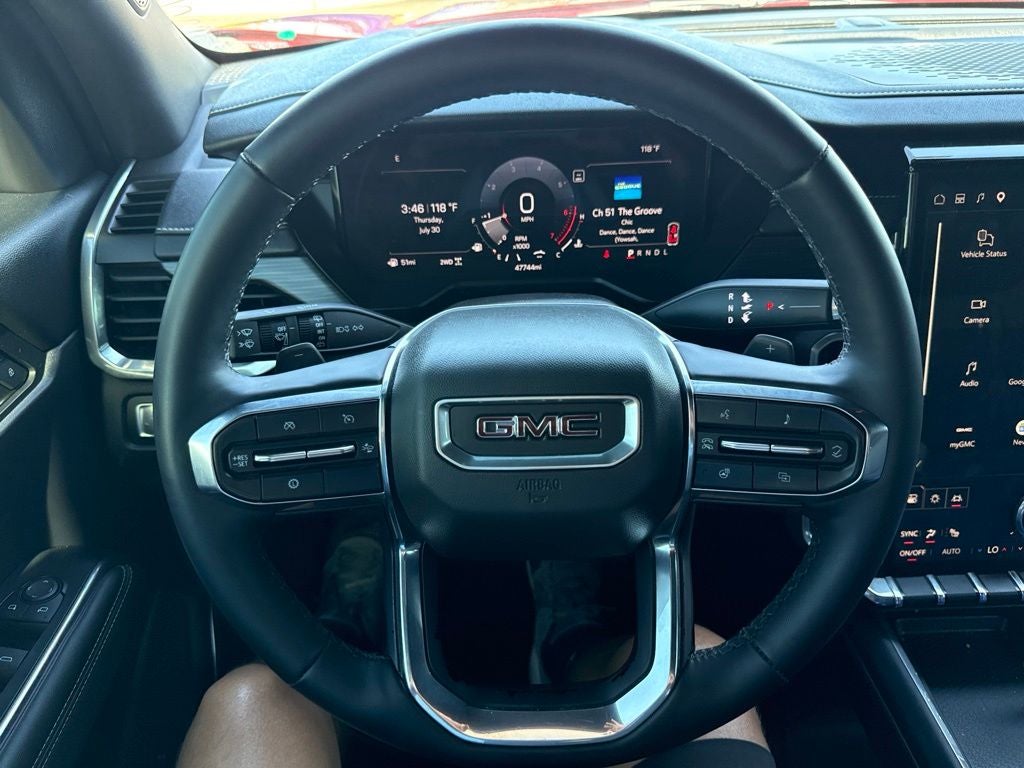 2024 GMC Acadia Elevation