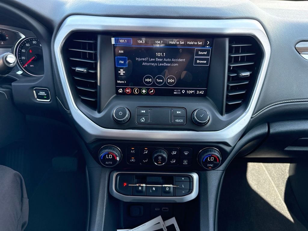 2023 GMC Acadia SLE
