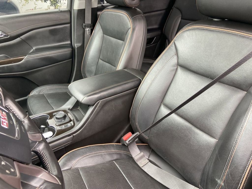 2020 GMC Acadia AT4