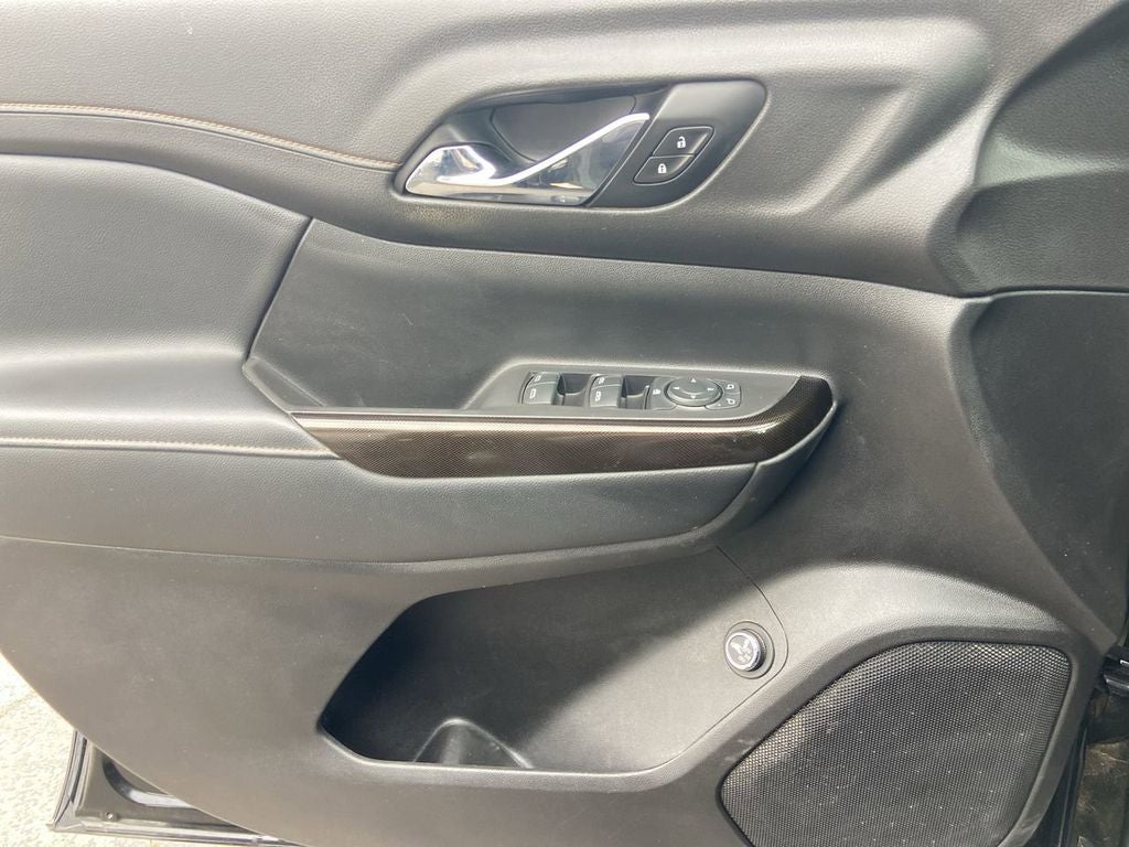 2020 GMC Acadia AT4