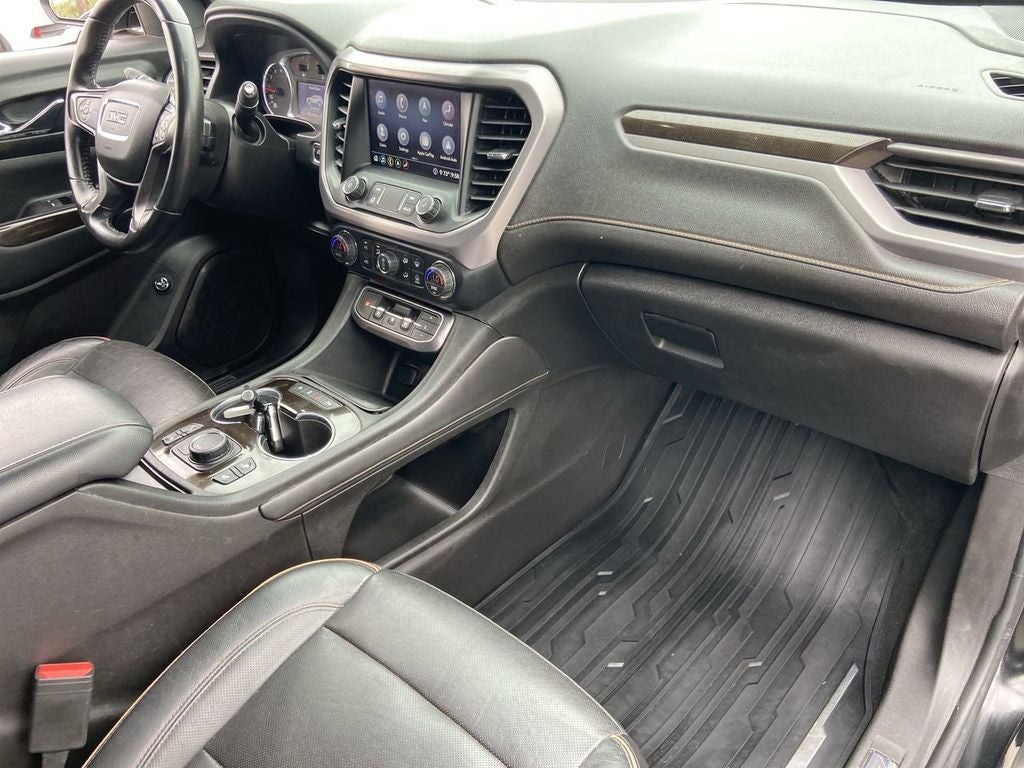 2020 GMC Acadia AT4