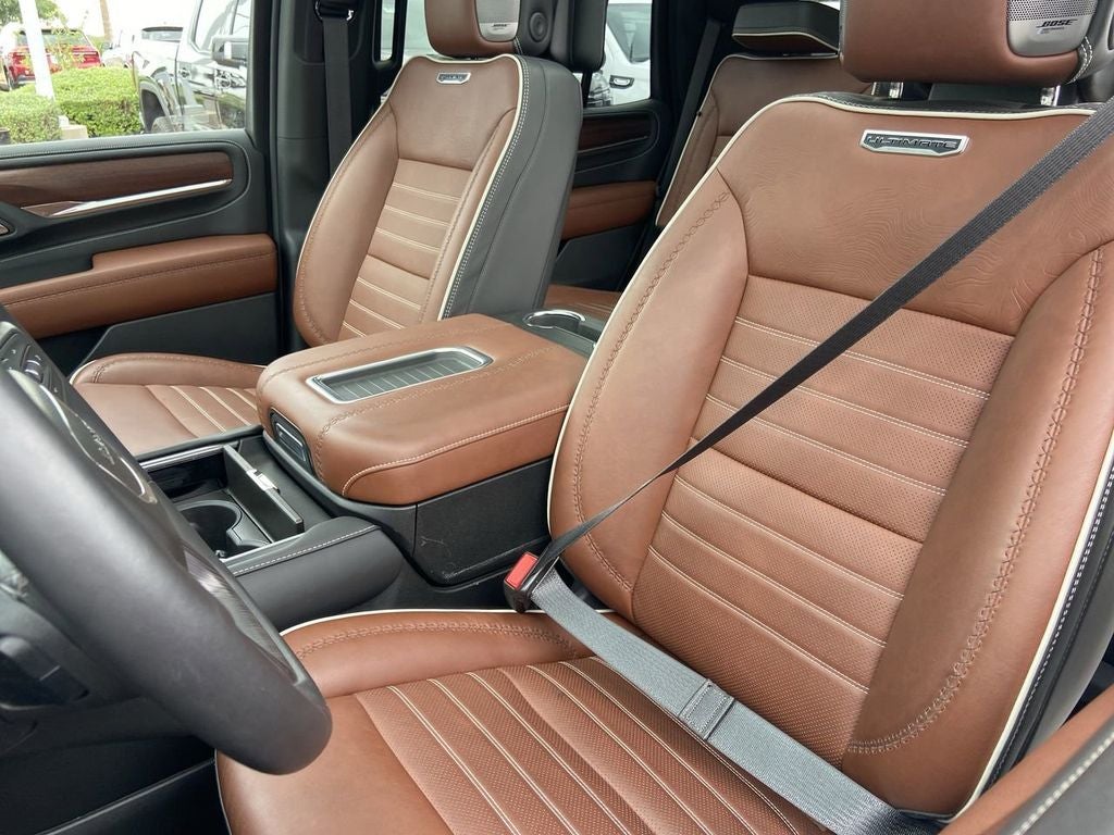 2023 GMC Yukon Denali Ultimate