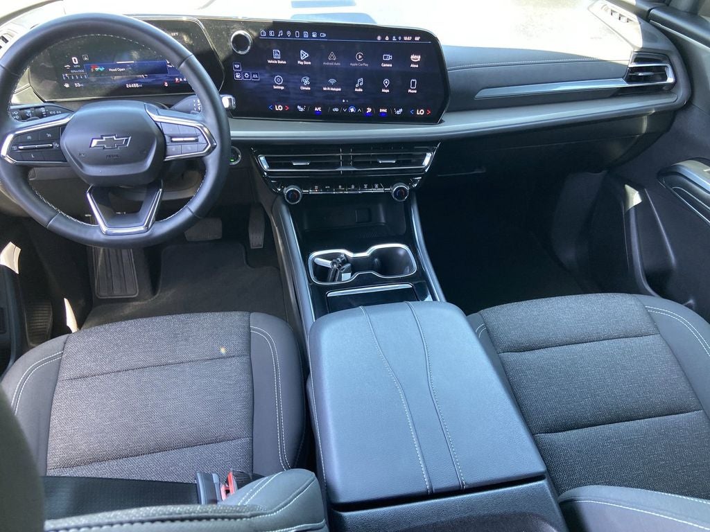 2024 Chevrolet Traverse LS