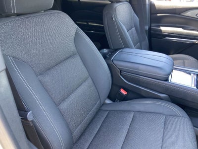 2024 Chevrolet Traverse LS