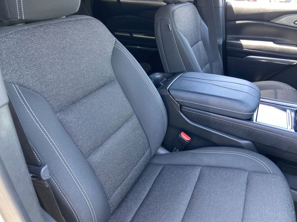 2024 Chevrolet Traverse LS
