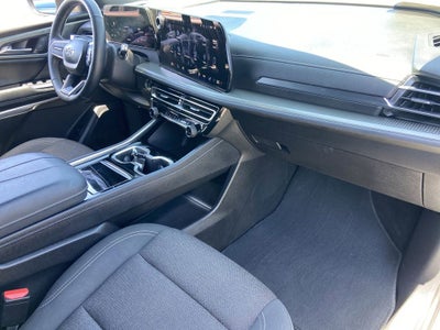 2024 Chevrolet Traverse LS