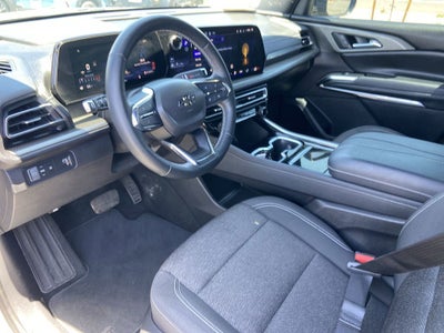 2024 Chevrolet Traverse LS