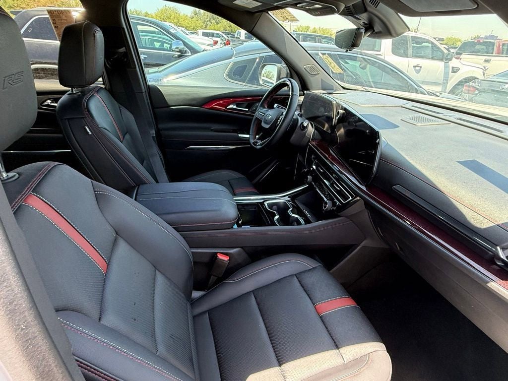 2025 Chevrolet Traverse RS