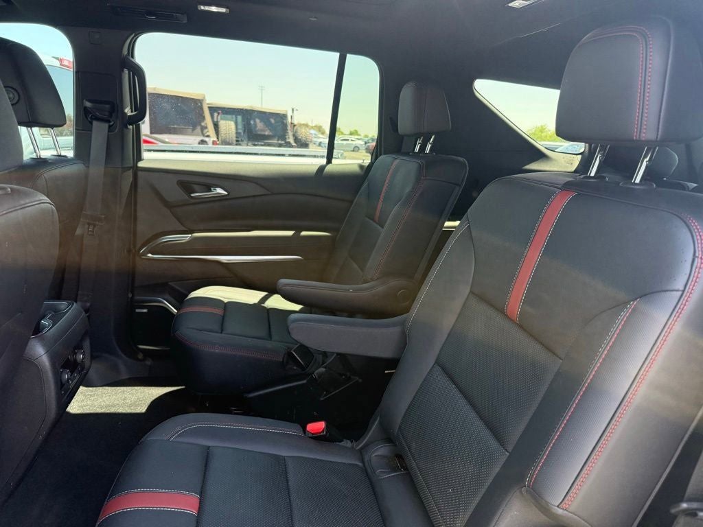 2025 Chevrolet Traverse RS
