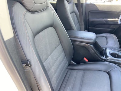2022 GMC Canyon AT4 w/Cloth
