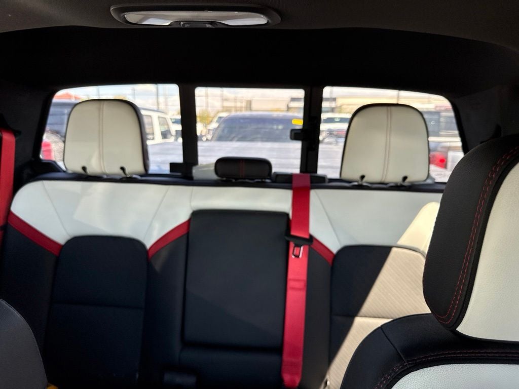 2025 GMC Canyon AT4X