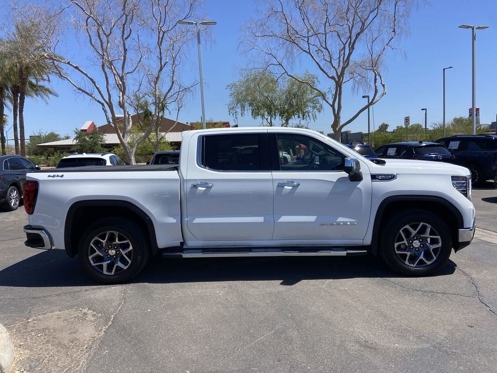 2025 GMC Sierra 1500 SLT