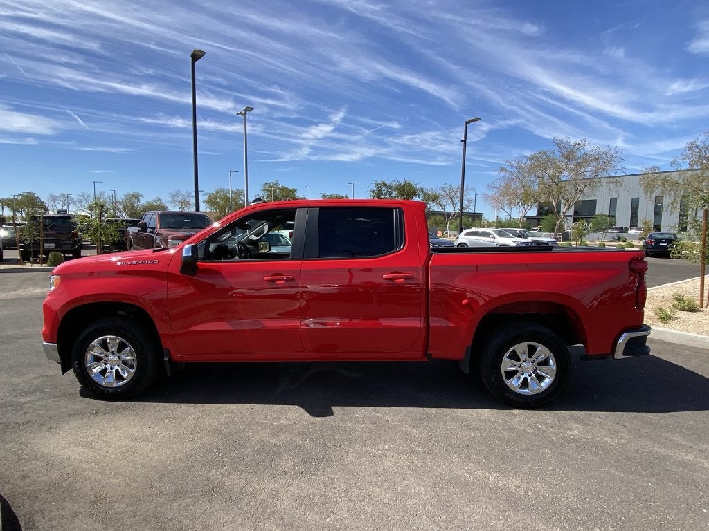 2025 Chevrolet Silverado 1500 LT