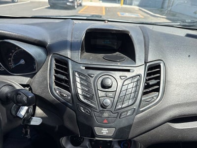 2015 Ford Fiesta SE